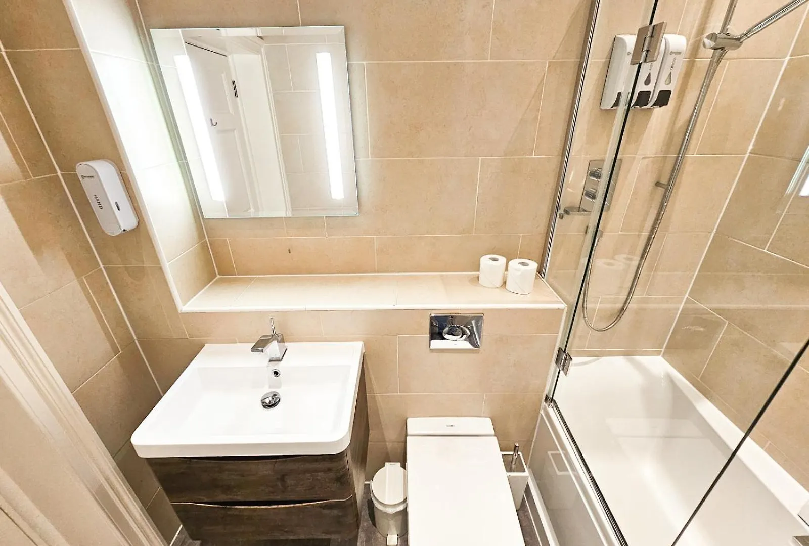 Spacious 2 Bedroom Apartment In The Heart Of New Town Edynburg