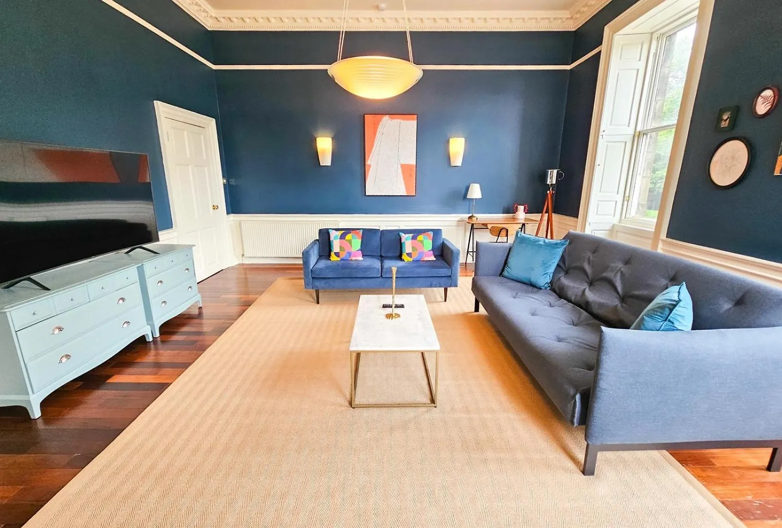 Spacious 2 Bedroom Apartment In The Heart Of New Town Edynburg