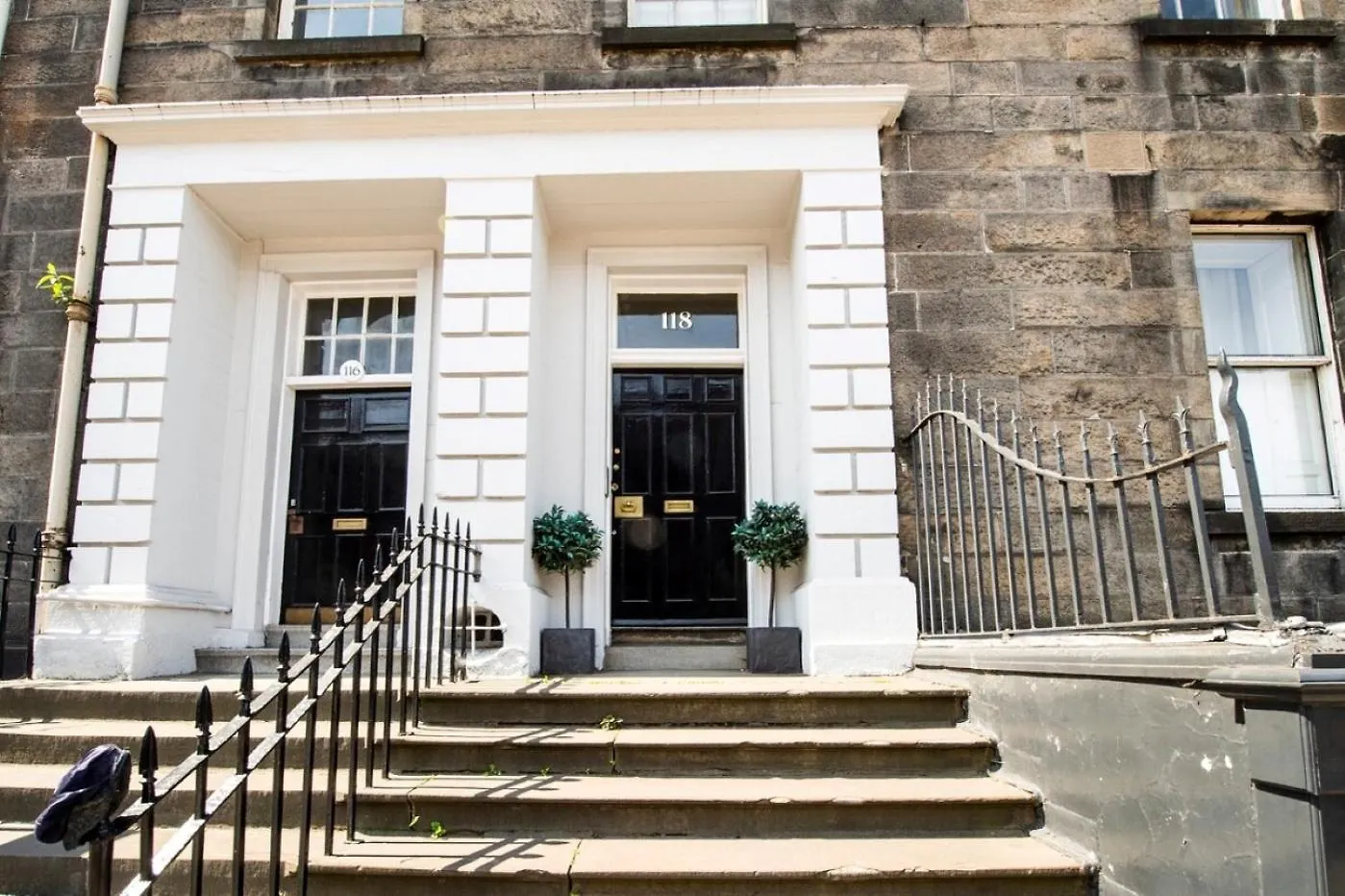 Spacious 2 Bedroom Apartment In The Heart Of New Town Edimburgo 0*,  Reino Unido