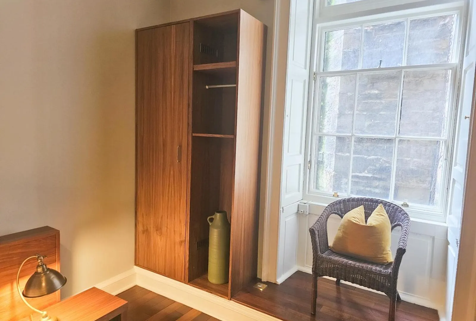 Spacious 2 Bedroom Apartment In The Heart Of New Town Edimburgo 0*,