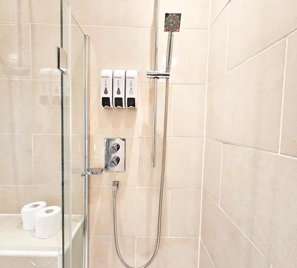Spacious 2 Bedroom Apartment In The Heart Of New Town Edimburgo